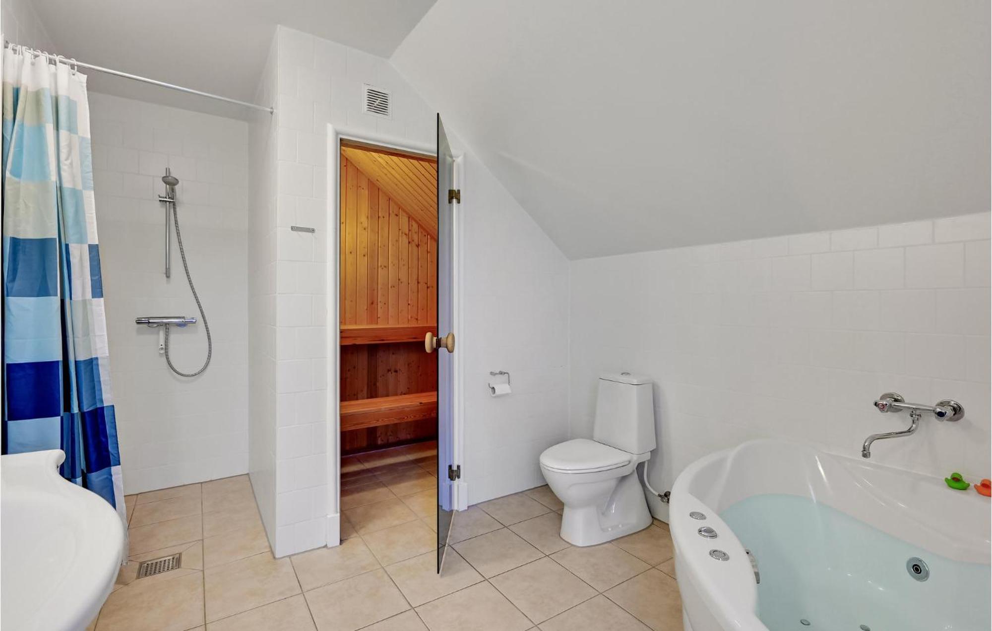 Nice Home In Gjern With Wifi 외부 사진